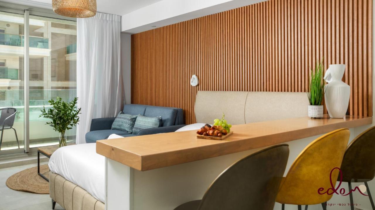 Luxury Living 100 Meter From The - By Edom Appartamento Eilat