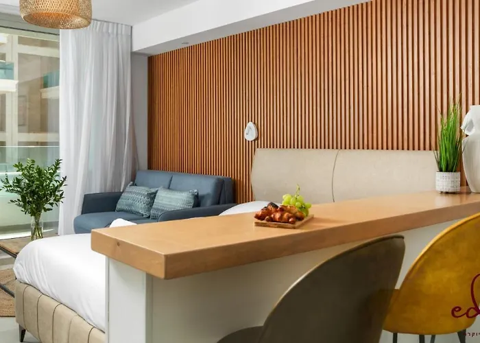 Luxury Living 100 Meter From The Beach - By Edom
